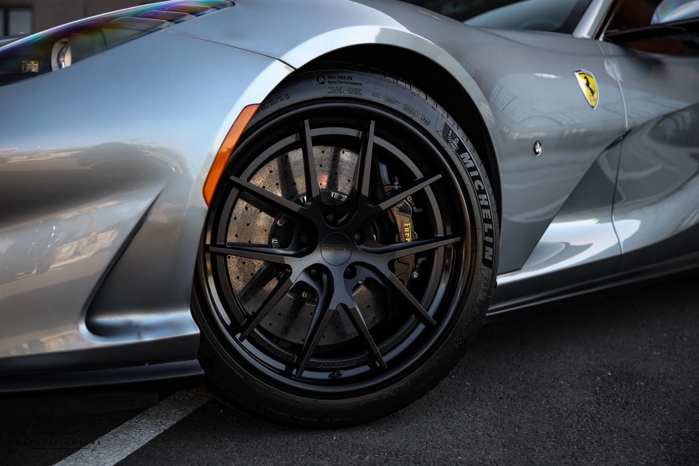 Used 2019 Ferrari 812 Superfast RWD image 4