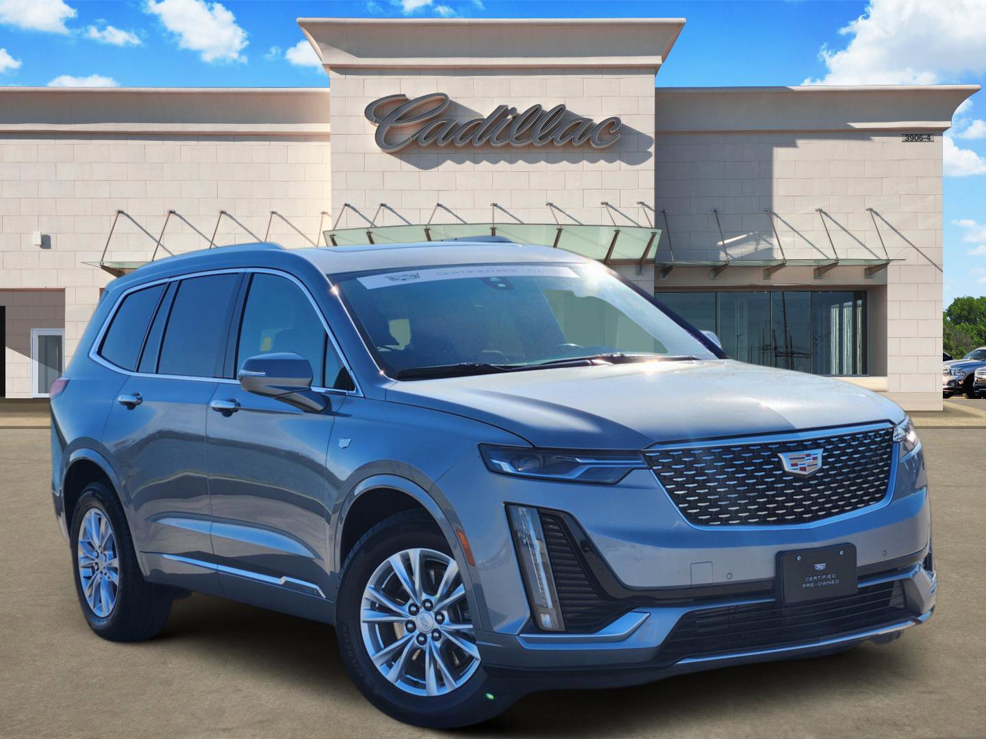 Certified 2024 Cadillac XT6 Luxury w/ LPO, Floor Liner Package image 1