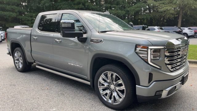 Used 2025 GMC Sierra 1500 Denali w/ Denali Reserve Package AWD/4WD image 2