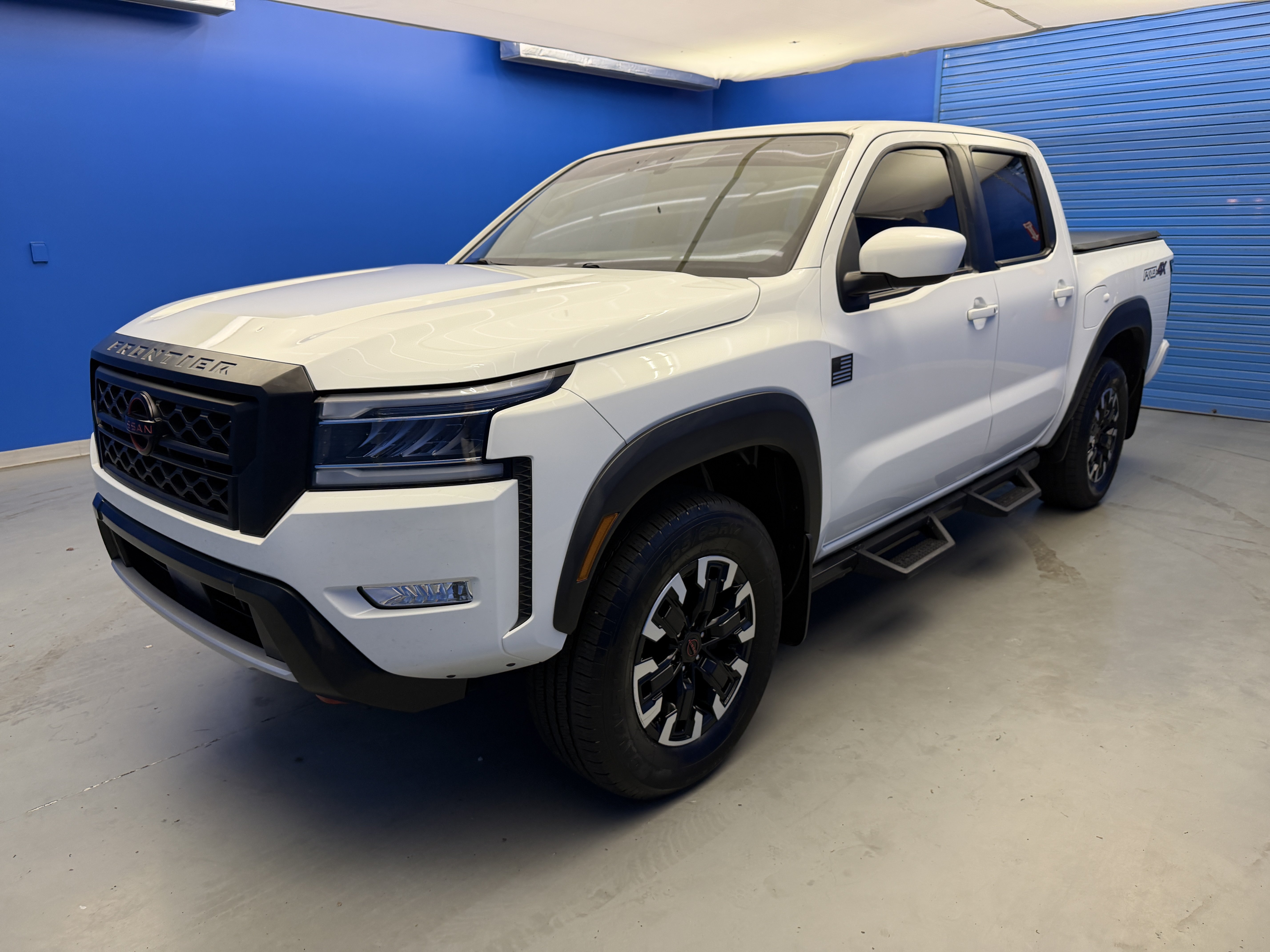 Used 2022 Nissan Frontier PRO-4X w/ Off-Road Protection Package AWD/4WD image 4