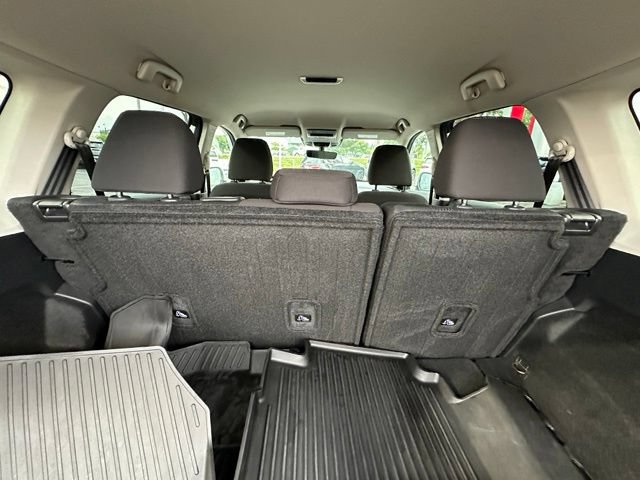 Certified 2025 Nissan Rogue SV AWD/4WD image 16