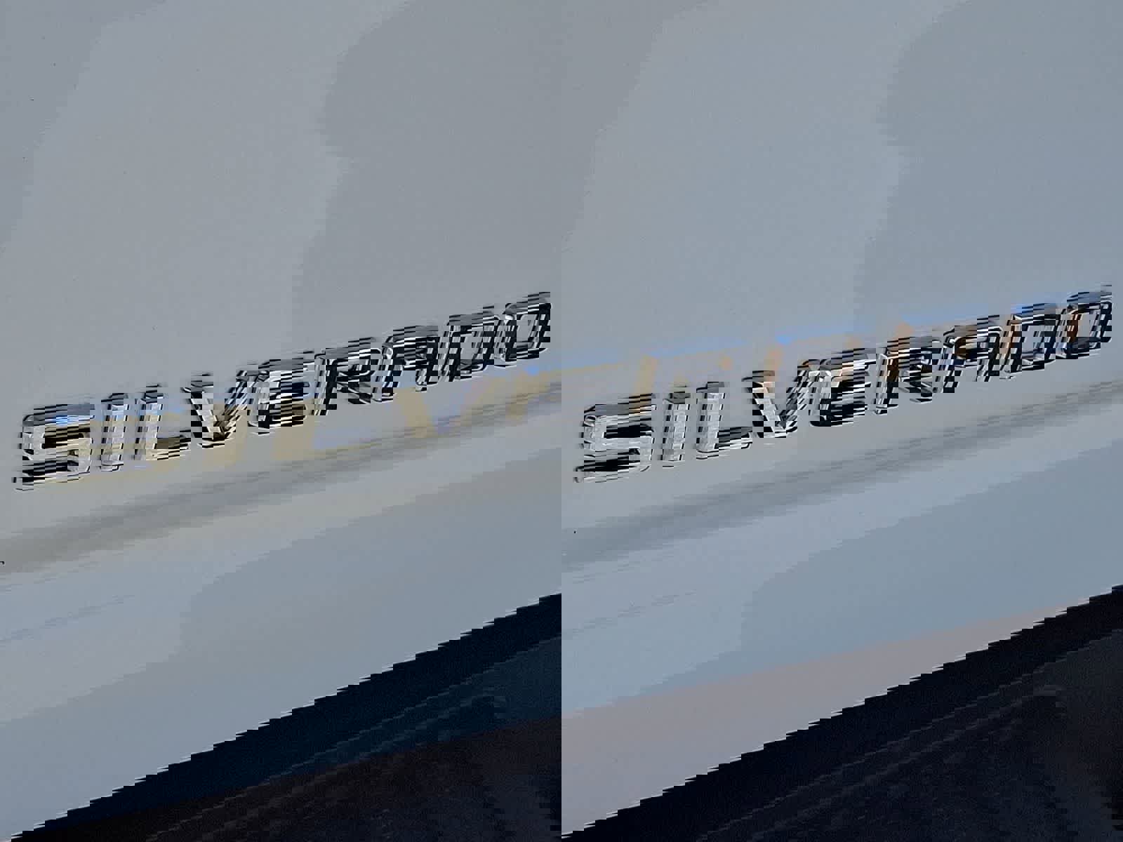 Used 2025 Chevrolet Silverado 2500 Custom w/ Custom Value Package AWD/4WD image 27