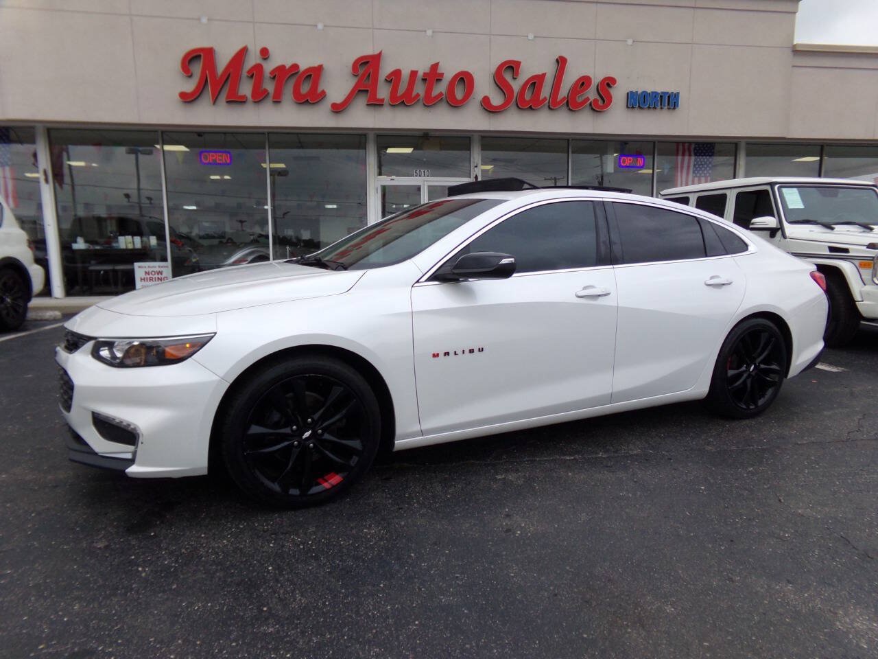 Used 2018 Chevrolet Malibu LT w/ Redline Edition FWD image 1