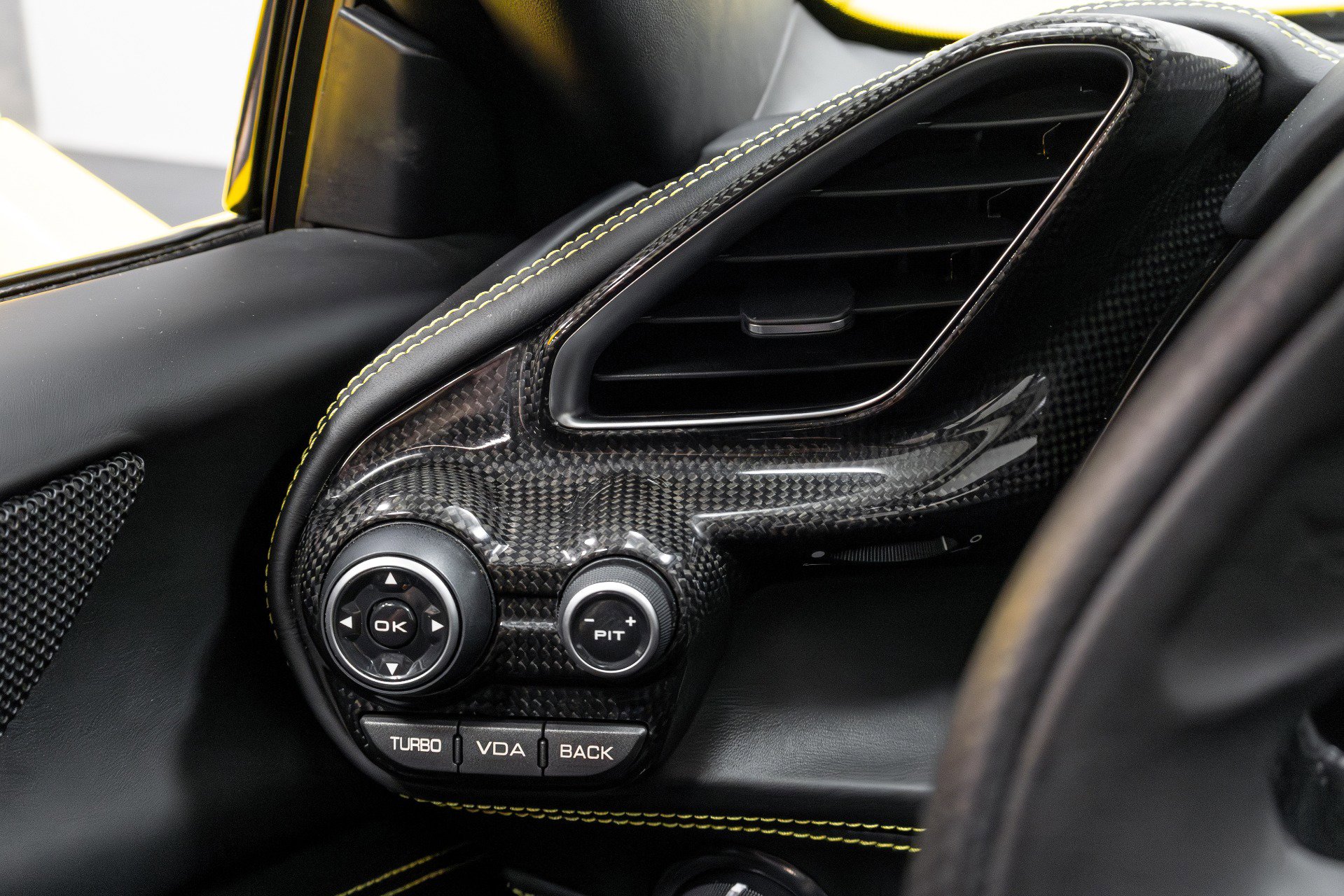 Used 2017 Ferrari 488 Spider image 66