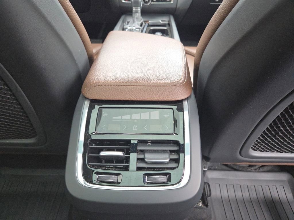 Used 2019 Volvo XC60 T5 Inscription w/ Protection Package Premier image 31