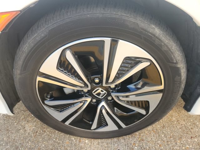 Used 2017 Honda Civic EX-T image 12