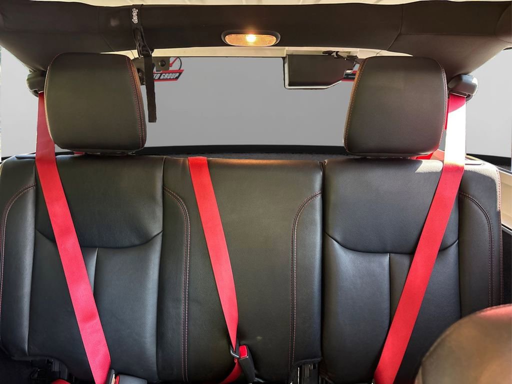 Used 2018 Jeep Wrangler Unlimited Rubicon image 17