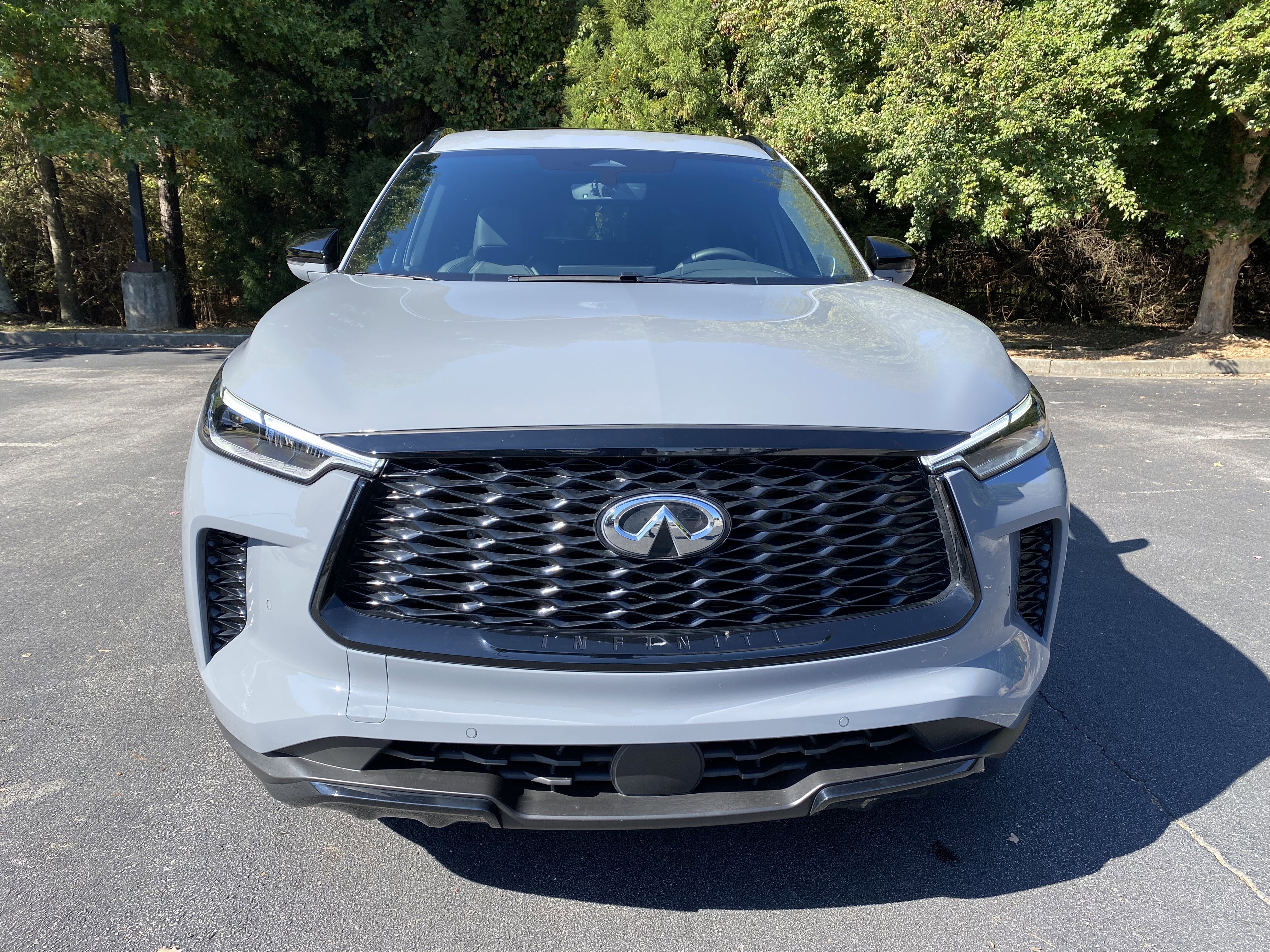 Used 2025 INFINITI QX60 Luxe w/ Black Edition image 3