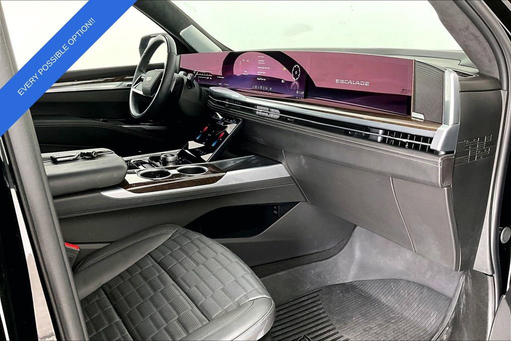 Used 2025 Cadillac Escalade Sport Platinum w/ LPO, ONYX Package image 22