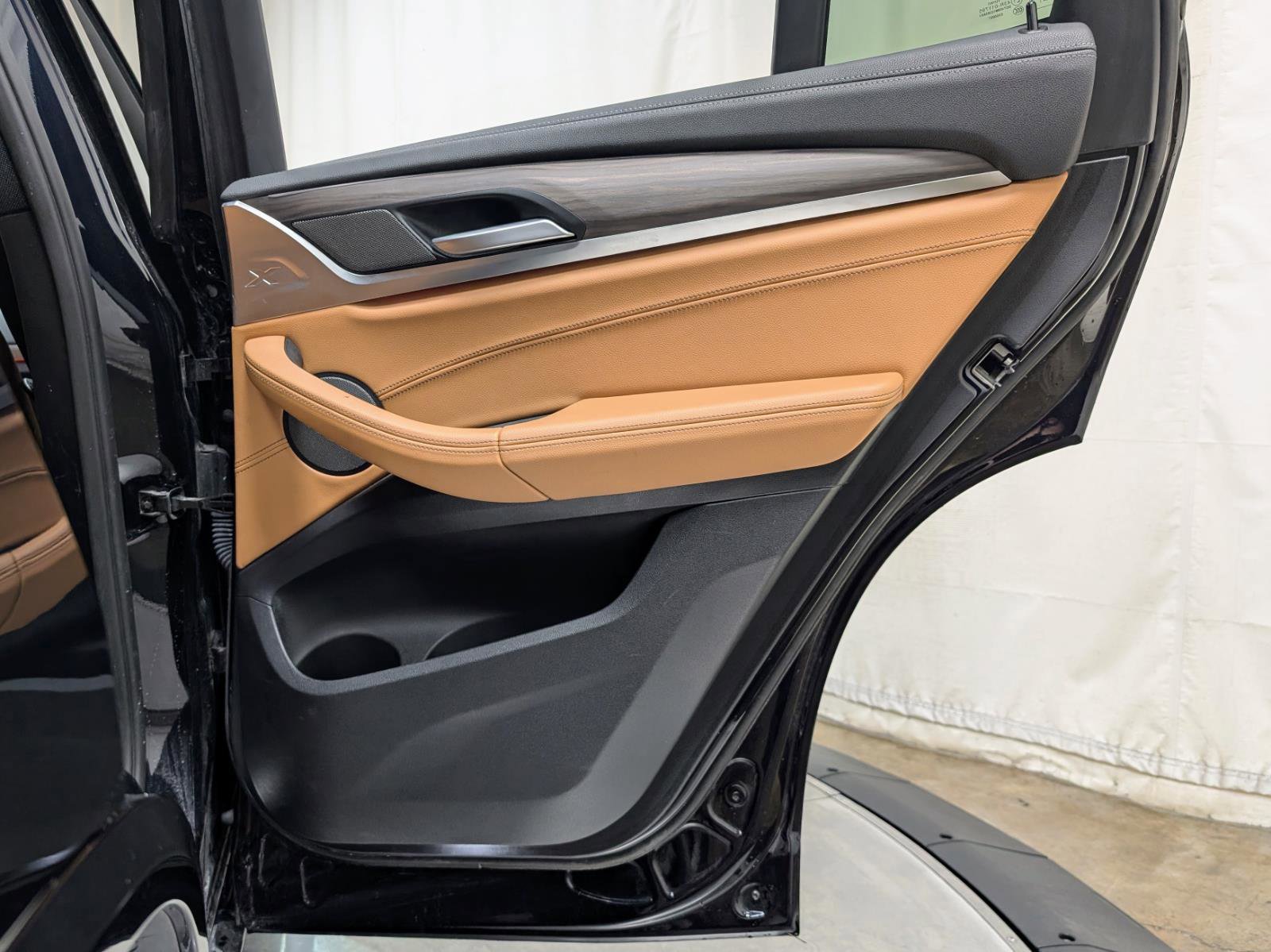 Used 2018 BMW X3 M40i image 22