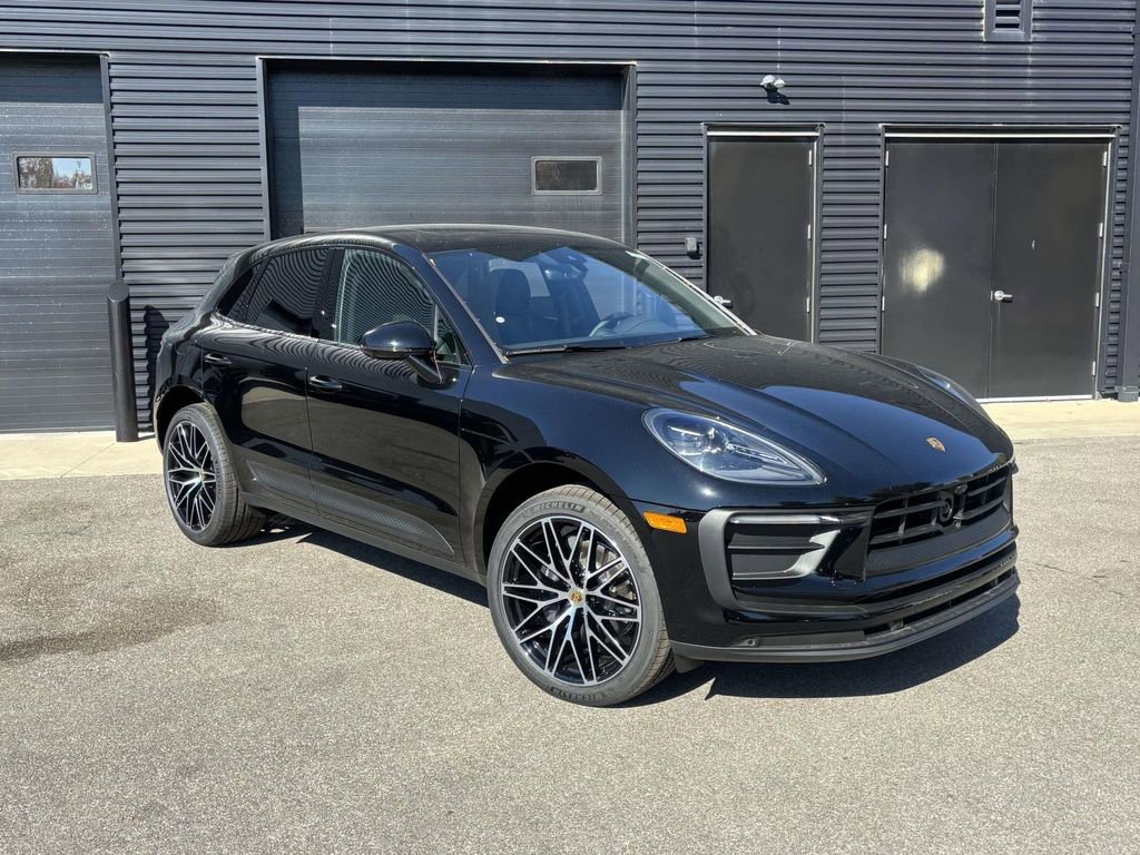 New 2026 Porsche Macan image 12