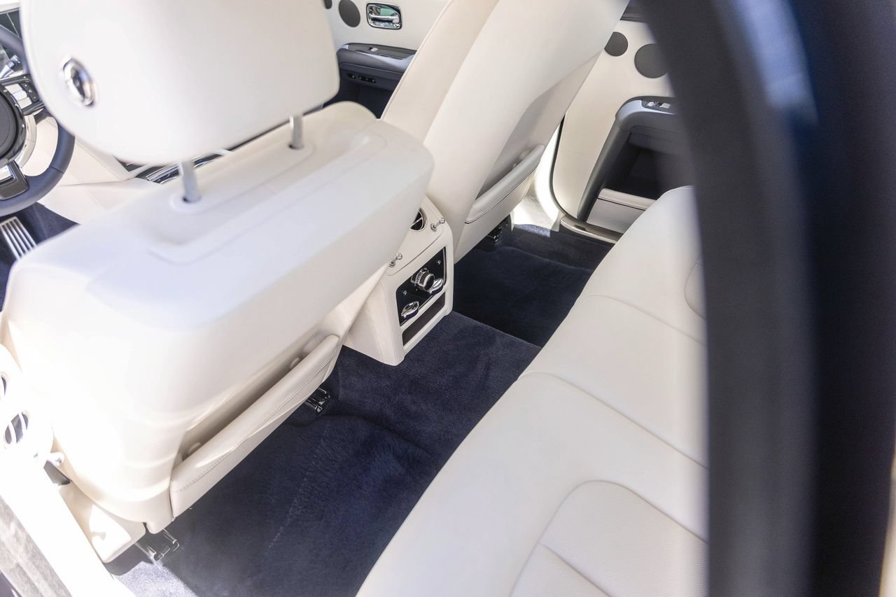 New 2025 Rolls-Royce Ghost AWD/4WD image 47