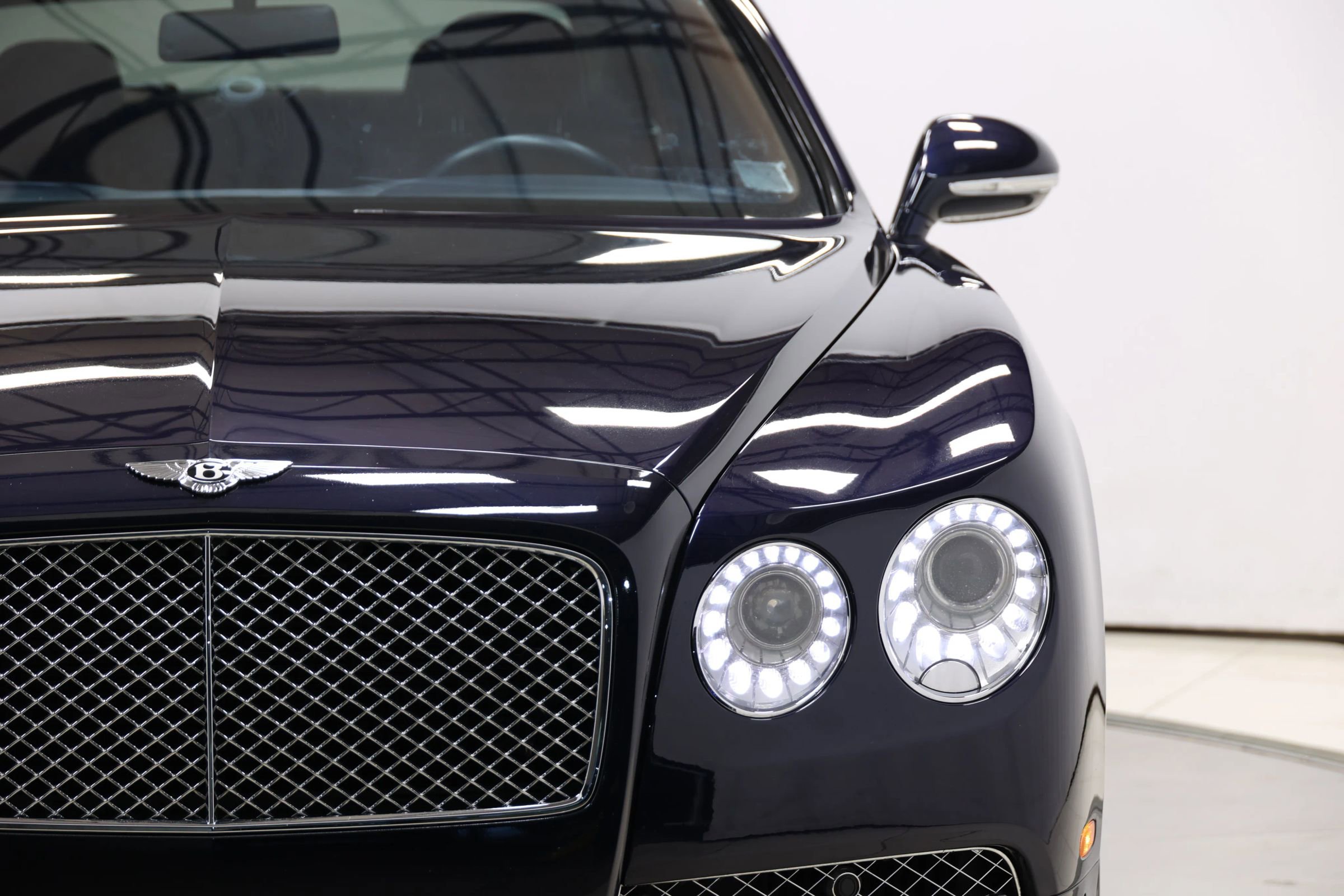 Used 2014 Bentley Flying Spur W12 image 96