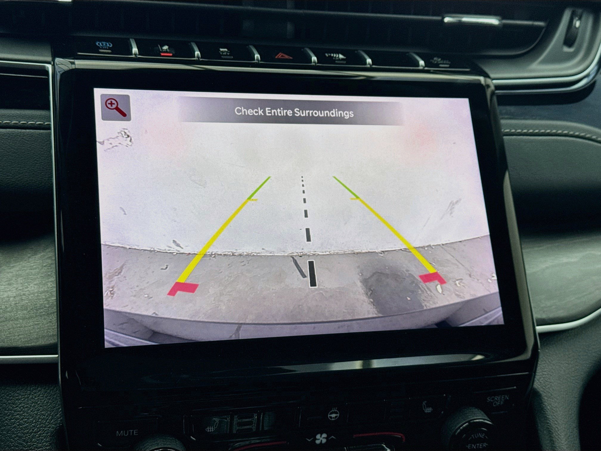 Used 2023 Jeep Grand Cherokee 4WD 4xe image 10