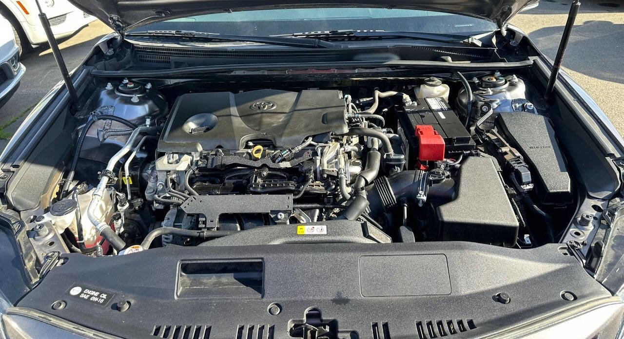 Used 2019 Toyota Camry SE w/ Convenience Package image 19