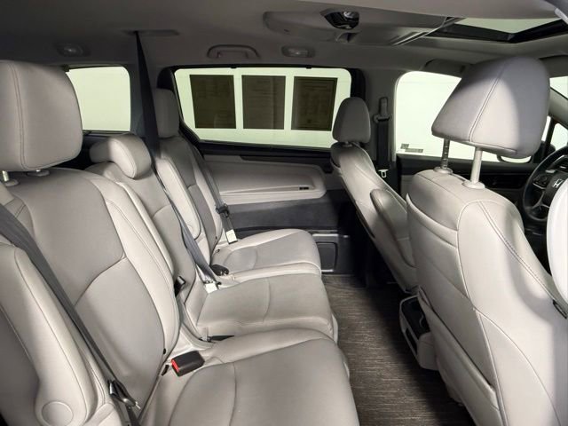 Used 2024 Honda Odyssey Touring image 41