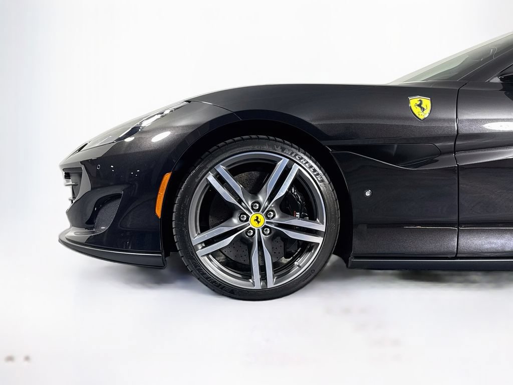 Used 2020 Ferrari Portofino RWD image 29