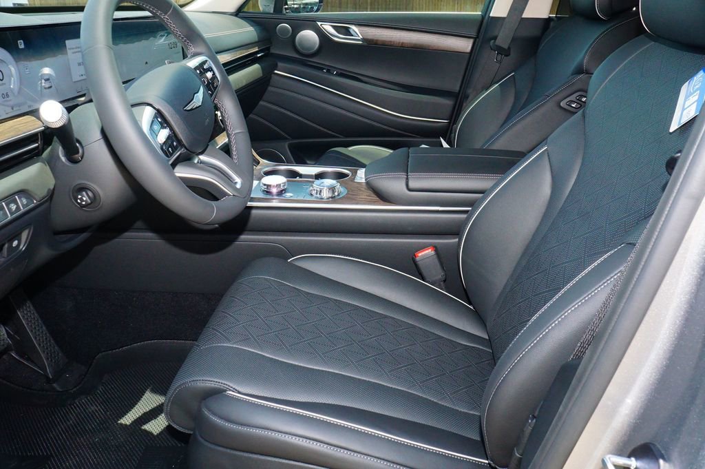 New 2025 Genesis GV80 3.5T Advanced image 17