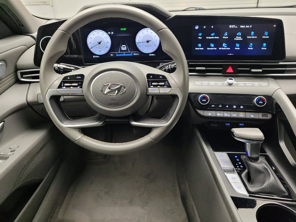 Used 2023 Hyundai Elantra SEL w/ Convenience Package FWD image 22