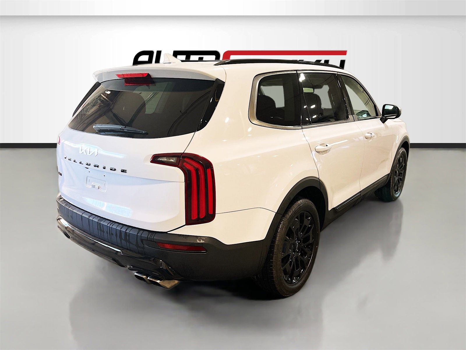 Used 2022 Kia Telluride EX w/ EX Premium Package image 7