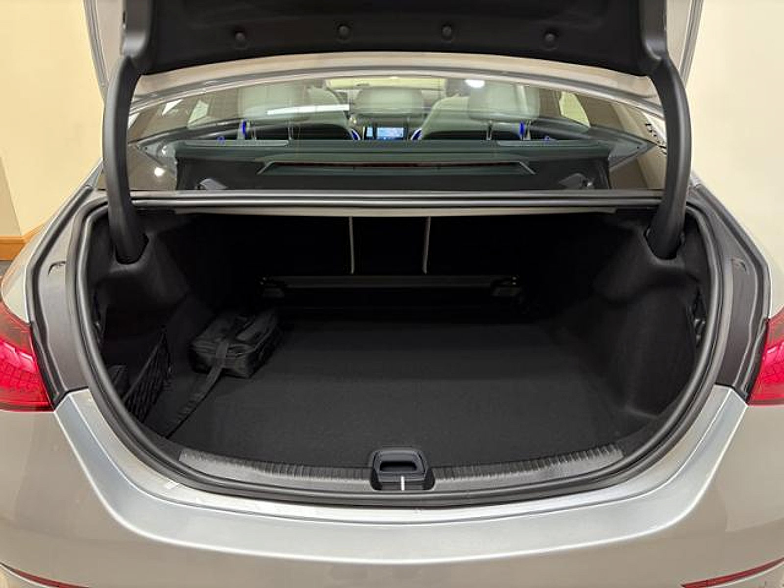 New 2026 Mercedes-Benz C 300 Sedan image 21