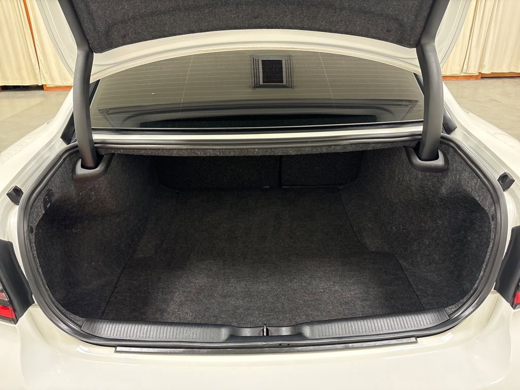 Used 2023 Dodge Charger R/T w/ Blacktop Package image 24