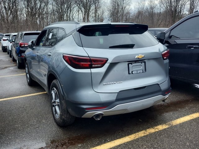 Used 2024 Chevrolet Blazer LT video 2