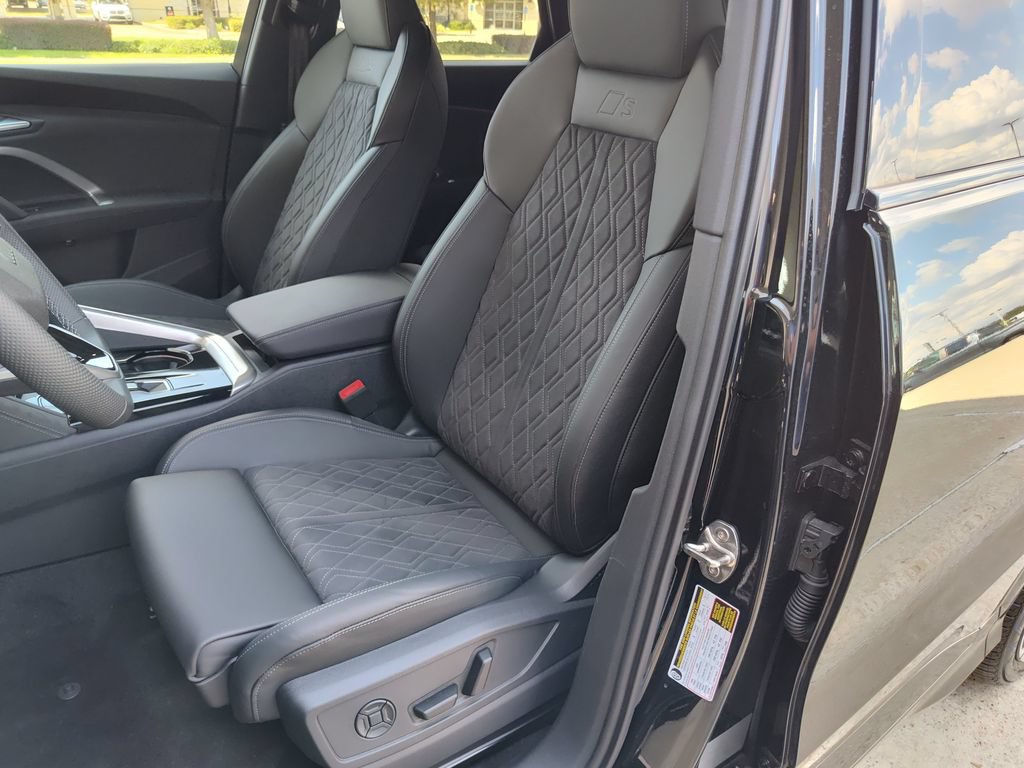 New 2026 Audi SQ5 Premium Plus AWD/4WD image 6