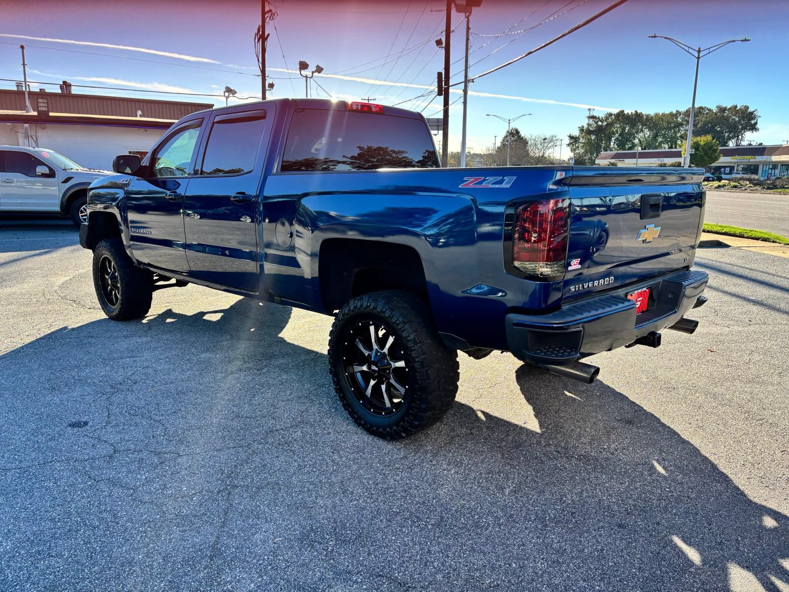 Used 2016 Chevrolet Silverado 1500 LT w/ Trailering Package AWD/4WD image 6