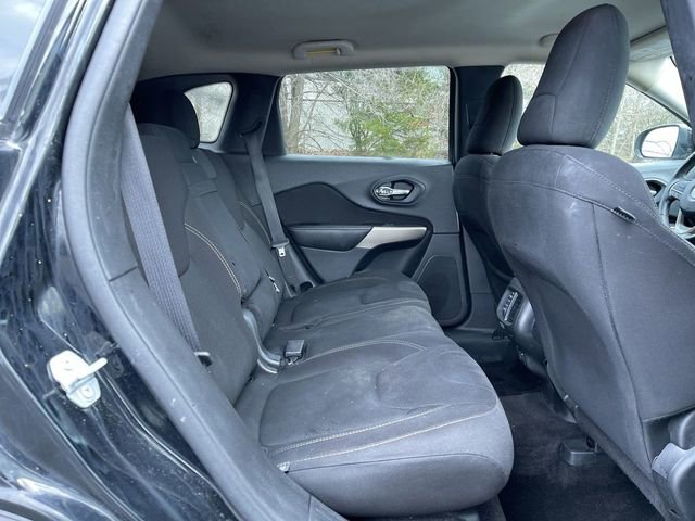 Used 2018 Jeep Cherokee Latitude image 25