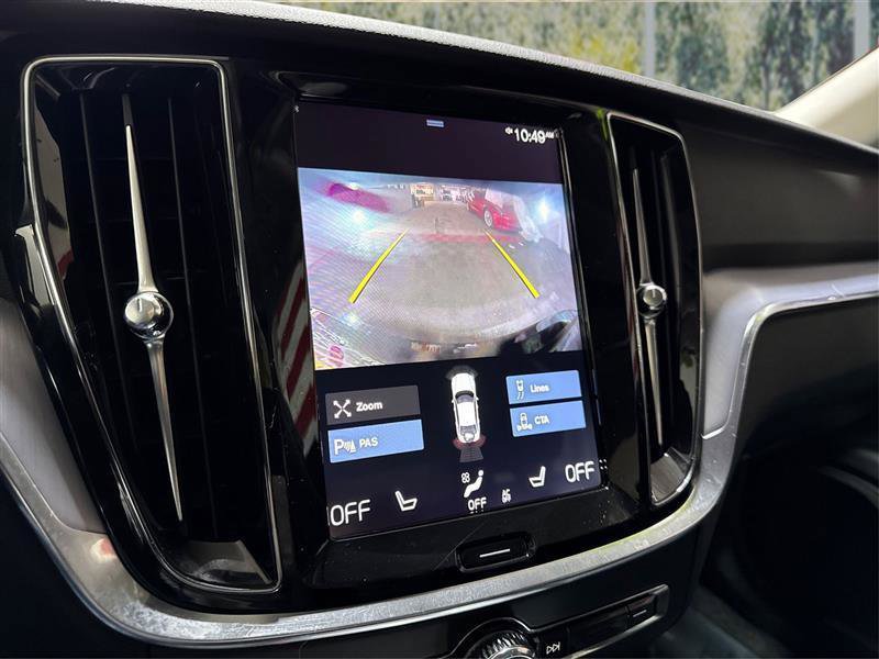 Used 2019 Volvo S60 T6 Momentum w/ Premium Package image 25