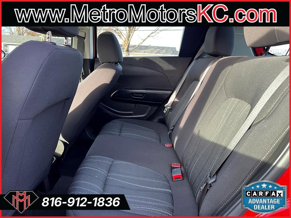 Used 2014 Chevrolet Sonic LT w/ Fun and Sun Package image 28