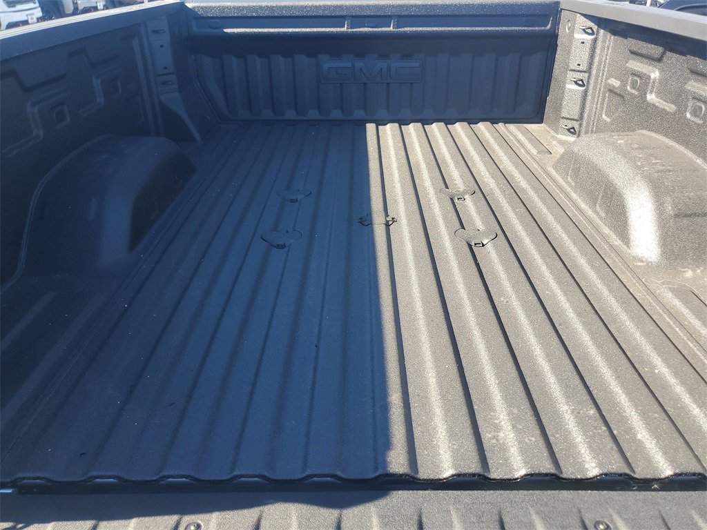 New 2026 GMC Sierra 2500 AT4 w/ AT4 Premium Plus Package image 6