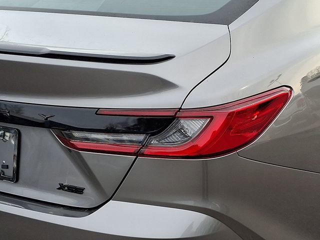 Used 2025 Toyota Camry XSE image 12