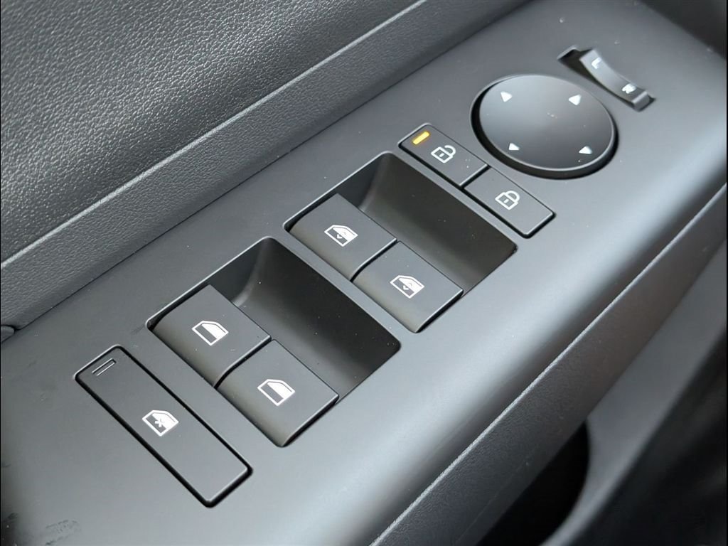 Used 2026 Hyundai Kona SEL Sport FWD image 15