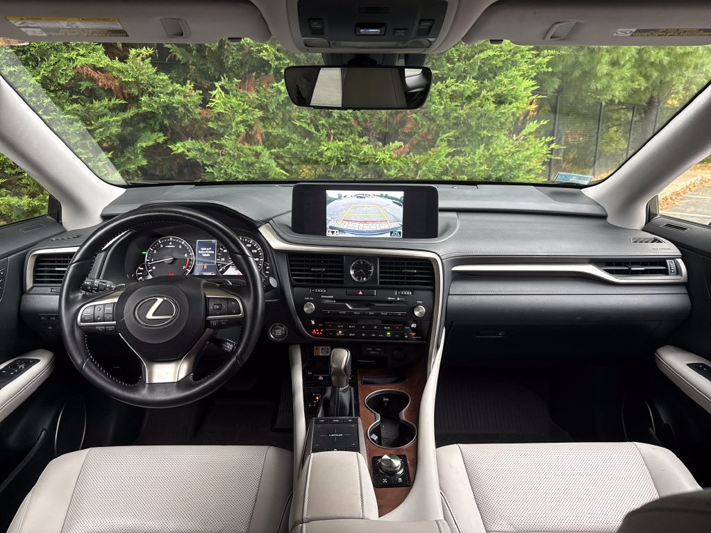 Used 2022 Lexus RX 350L Premium w/ Premium Package AWD/4WD image 18