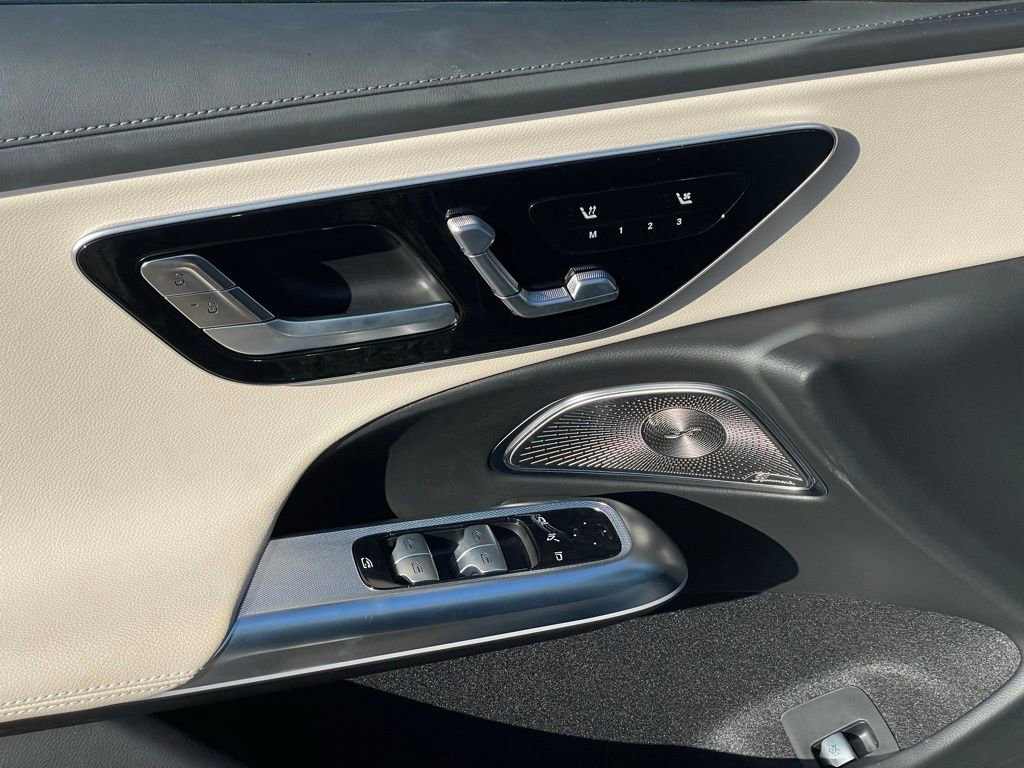 Used 2025 Mercedes-Benz E 450 4MATIC All-Terrain Wagon image 12