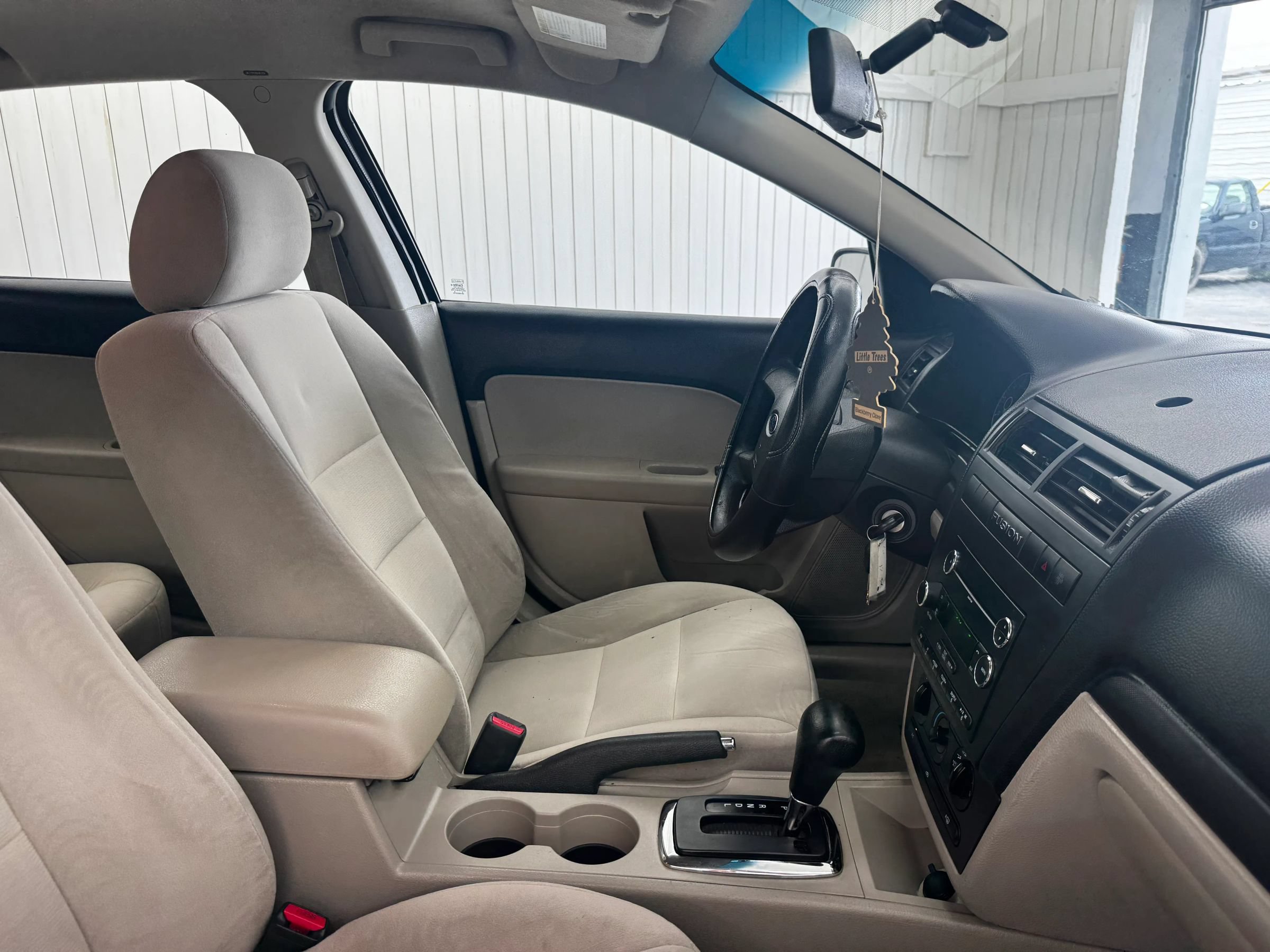 Used 2008 Ford Fusion S FWD image 12