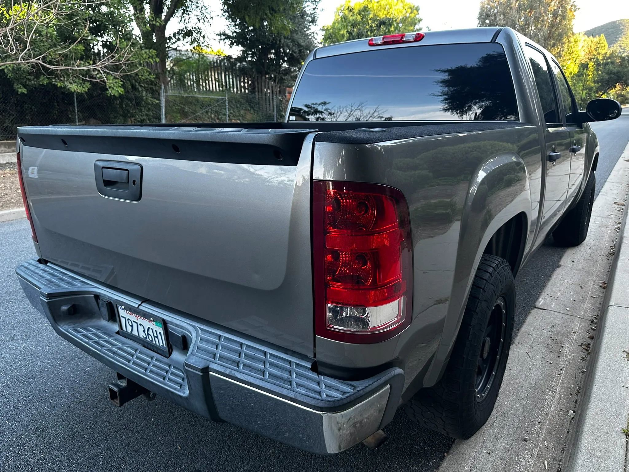 Used 2013 GMC Sierra 1500 SLE w/ Power Tech Package AWD/4WD image 6