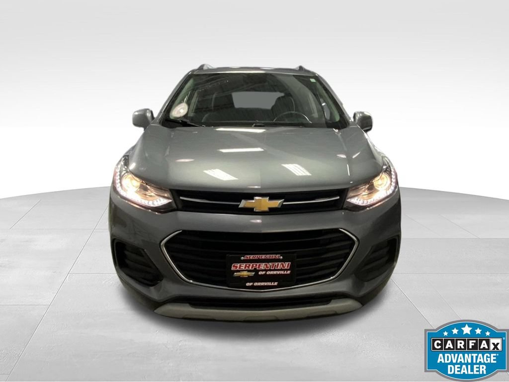 Used 2020 Chevrolet Trax LT FWD image 2