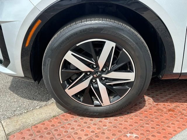 Used 2021 Kia Sorento EX w/ Panoramic Sunroof Package AWD/4WD image 9