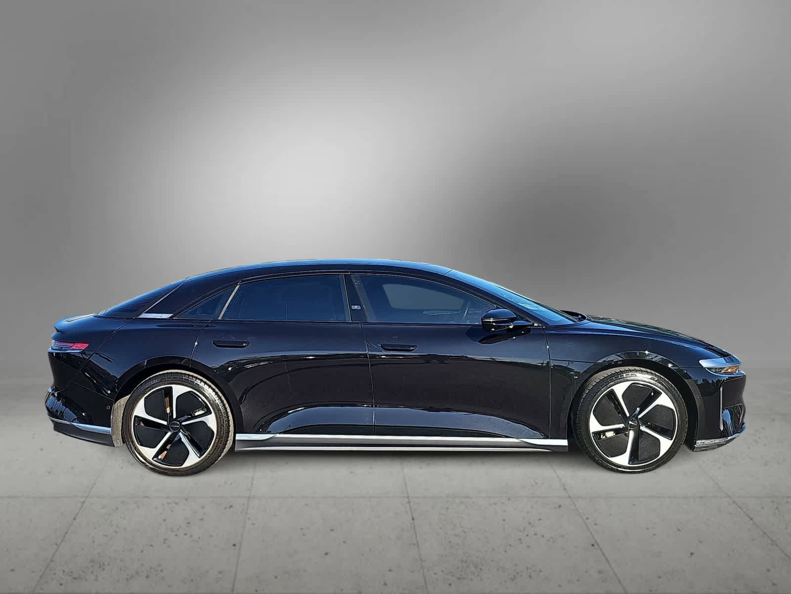 Used 2023 Lucid Air Touring AWD/4WD image 9
