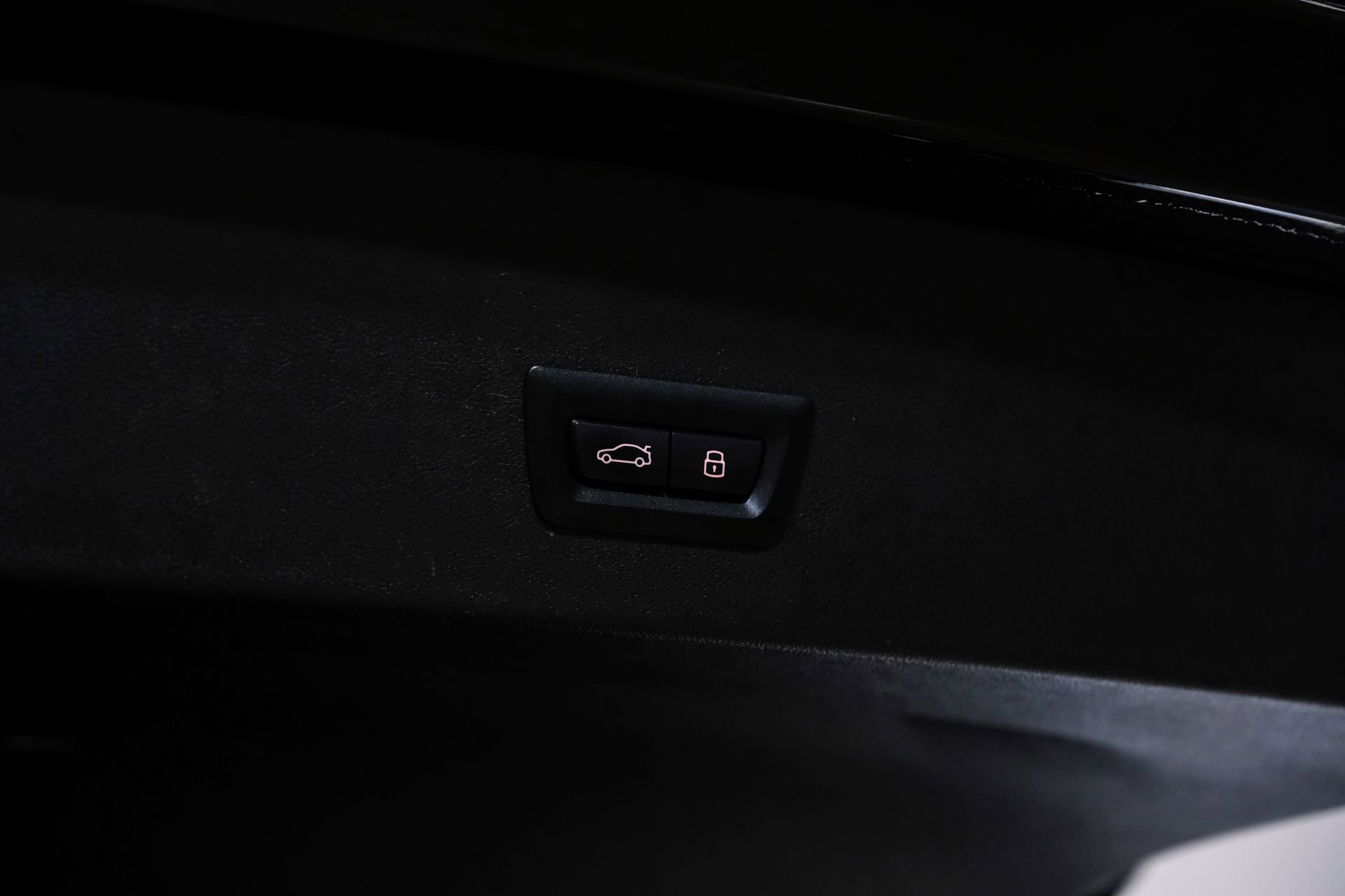 Used 2024 BMW X4 M40i image 59