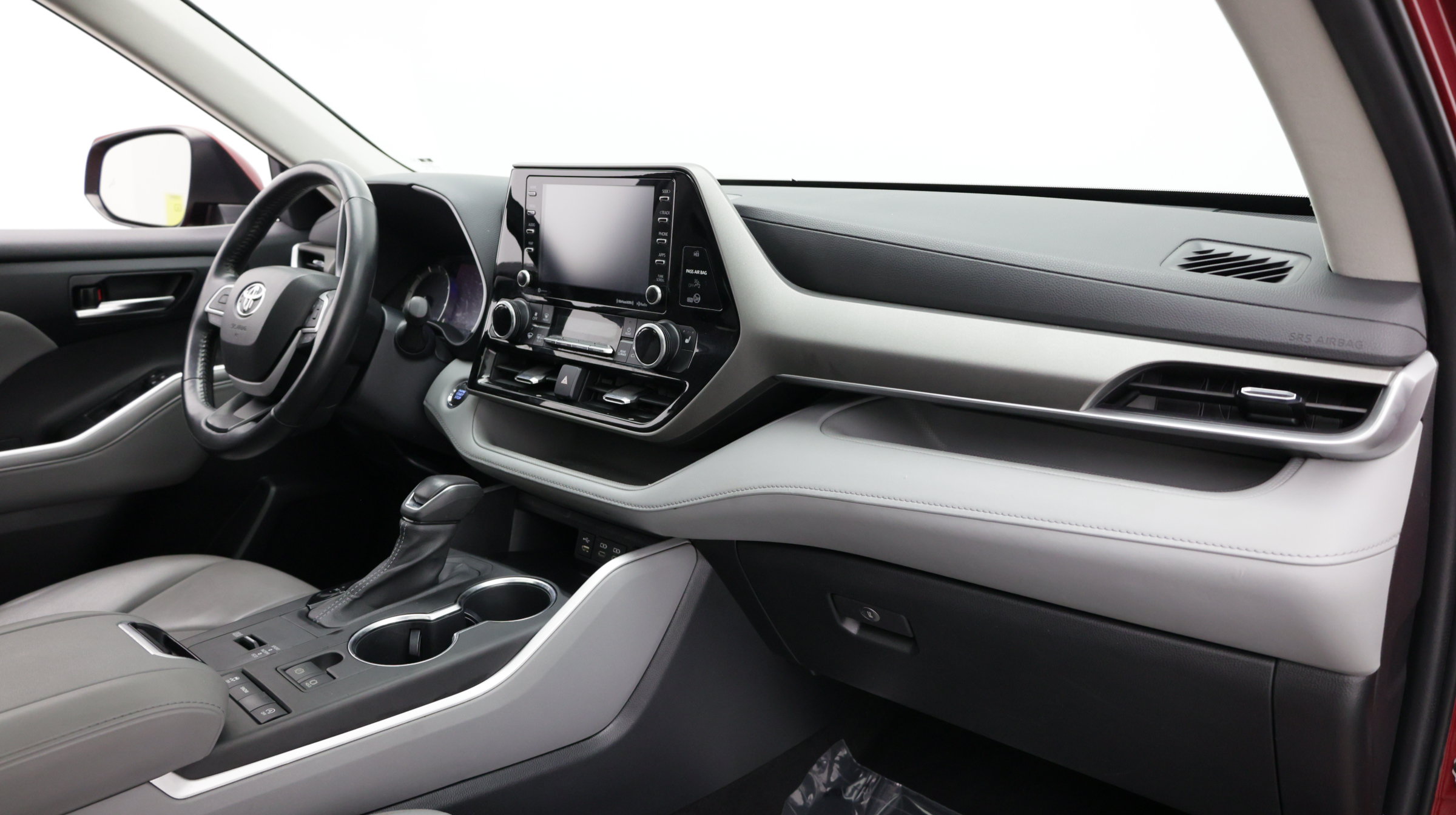 Used 2022 Toyota Highlander XLE FWD image 49