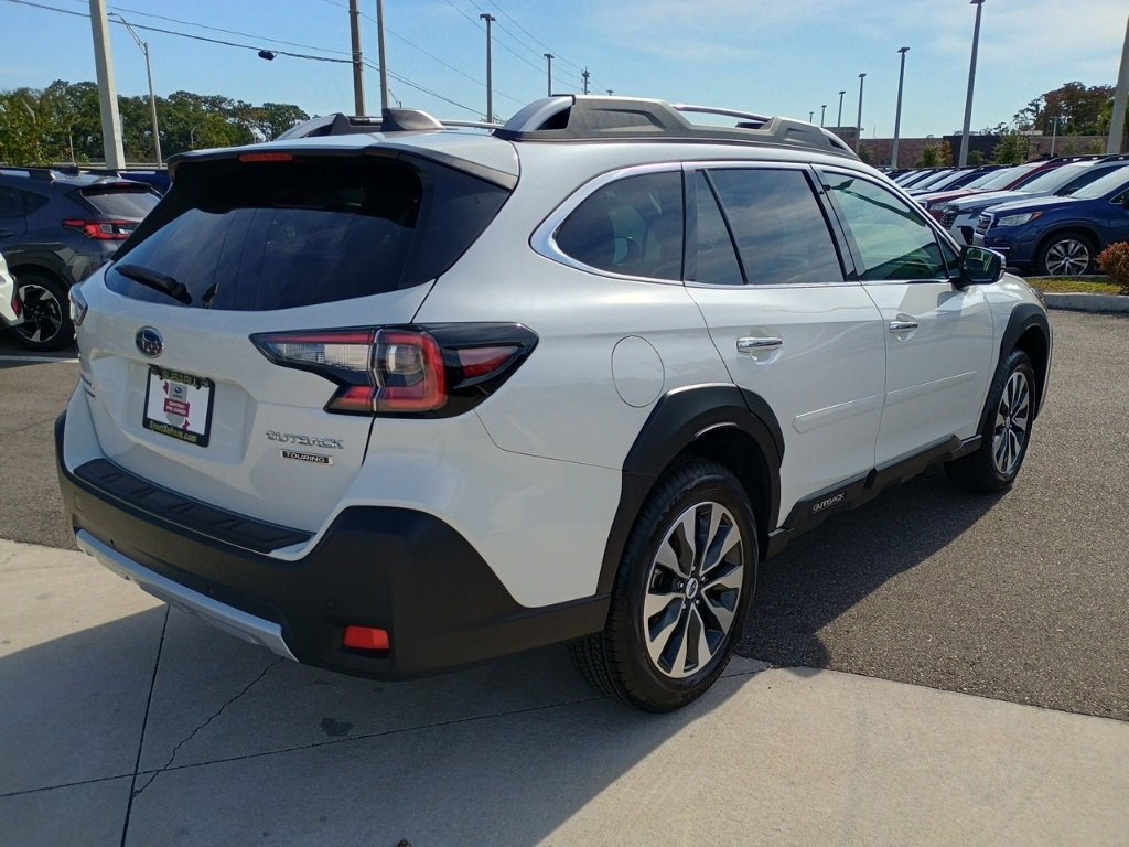 Certified 2025 Subaru Outback Touring image 5
