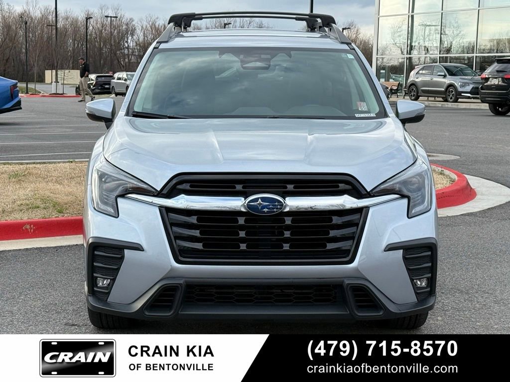 Used 2023 Subaru Ascent Limited AWD/4WD image 2