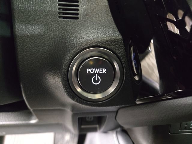 Used 2025 Lexus ES 300h F Sport image 24