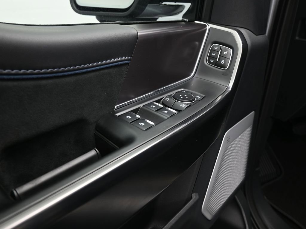 New 2025 Ford F150 Platinum w/ Equipment Group 702A High image 9