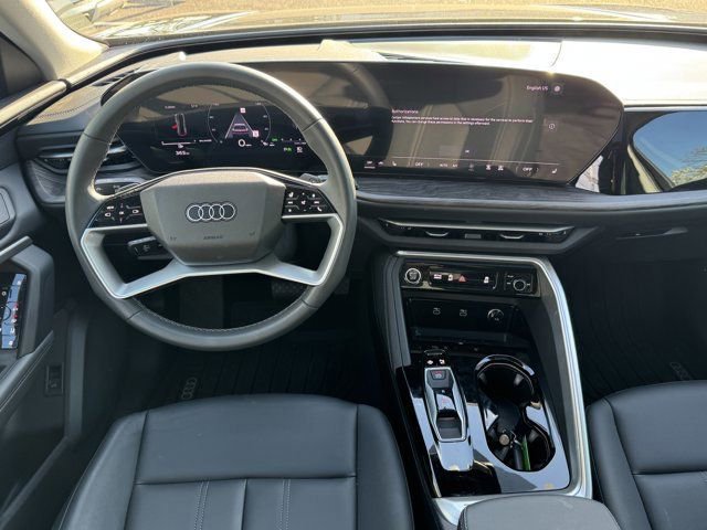 Used 2025 Audi Q5 Premium w/ Convenience Package AWD/4WD image 12