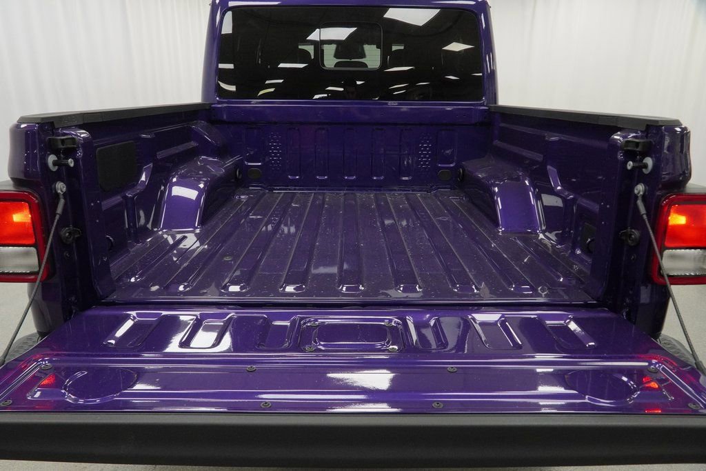 New 2026 Jeep Gladiator Sport image 31